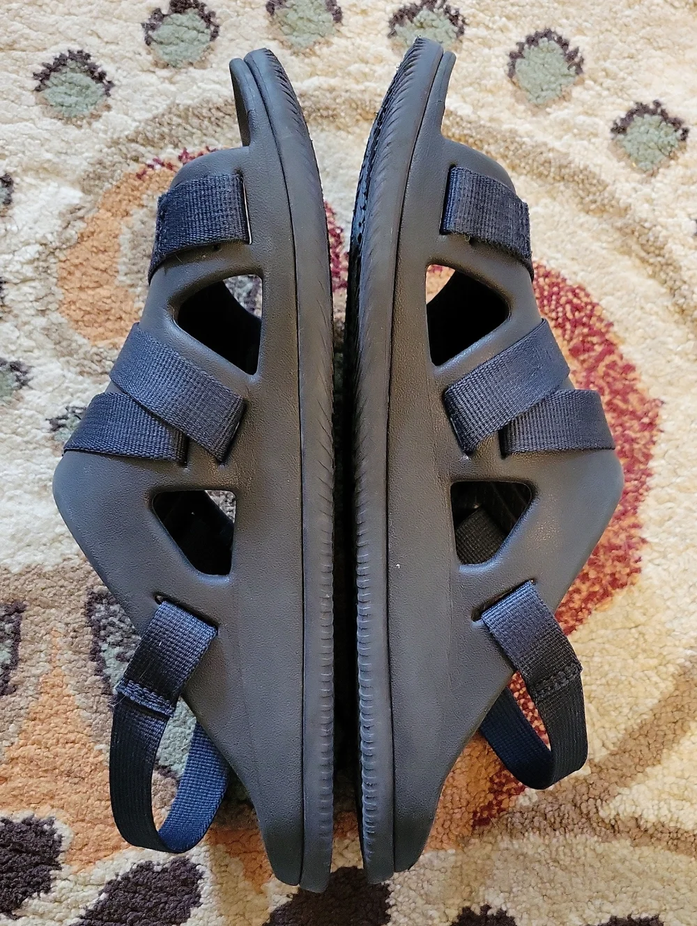Chaco Navy Strappy Sport Sandals